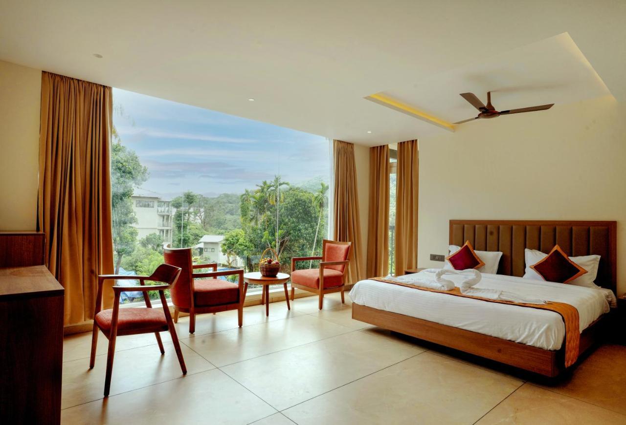 Bluemist Resorts อทิราพาลลี ภายนอก รูปภาพ